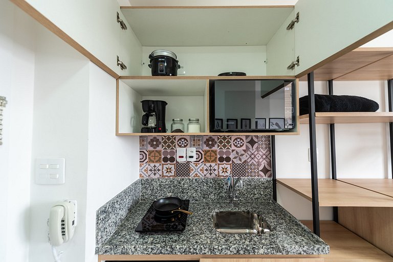 MV15 | Studio ideal para compras no Brás