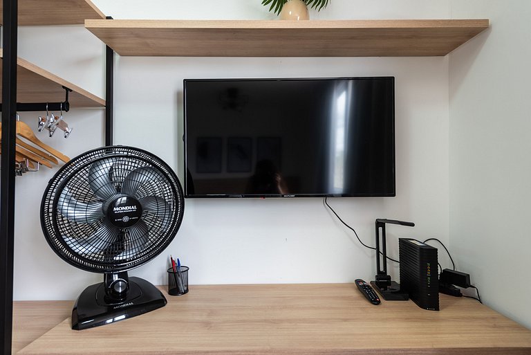 MV15 | Studio ideal para compras no Brás