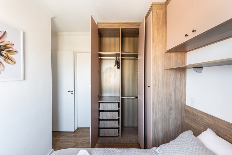 AA13 Apartamento elegante com vaga na Bela Vista