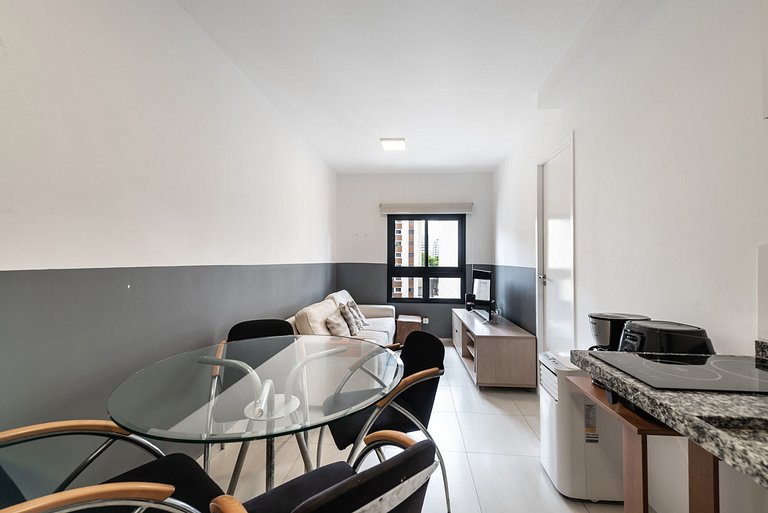 MI10 Studio Prático na Frei Caneca | Perto de Tudo