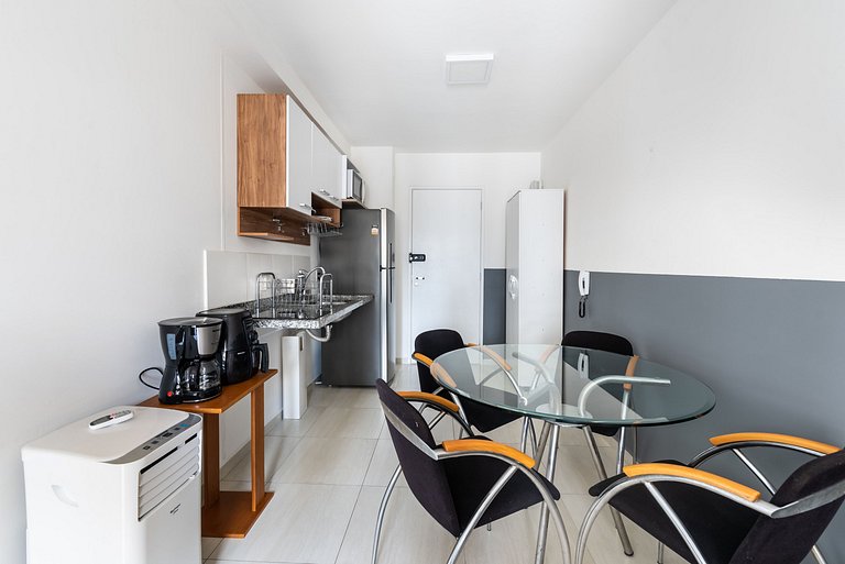 MI10 Studio Prático na Frei Caneca | Perto de Tudo