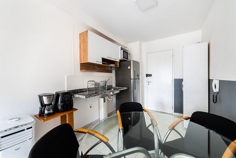 MI10 Studio Prático na Frei Caneca | Perto de Tudo