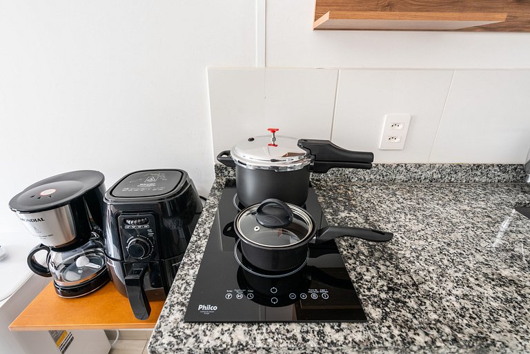 MI10 Studio Prático na Frei Caneca | Perto de Tudo