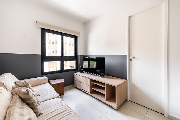 MI10 Studio Prático na Frei Caneca | Perto de Tudo