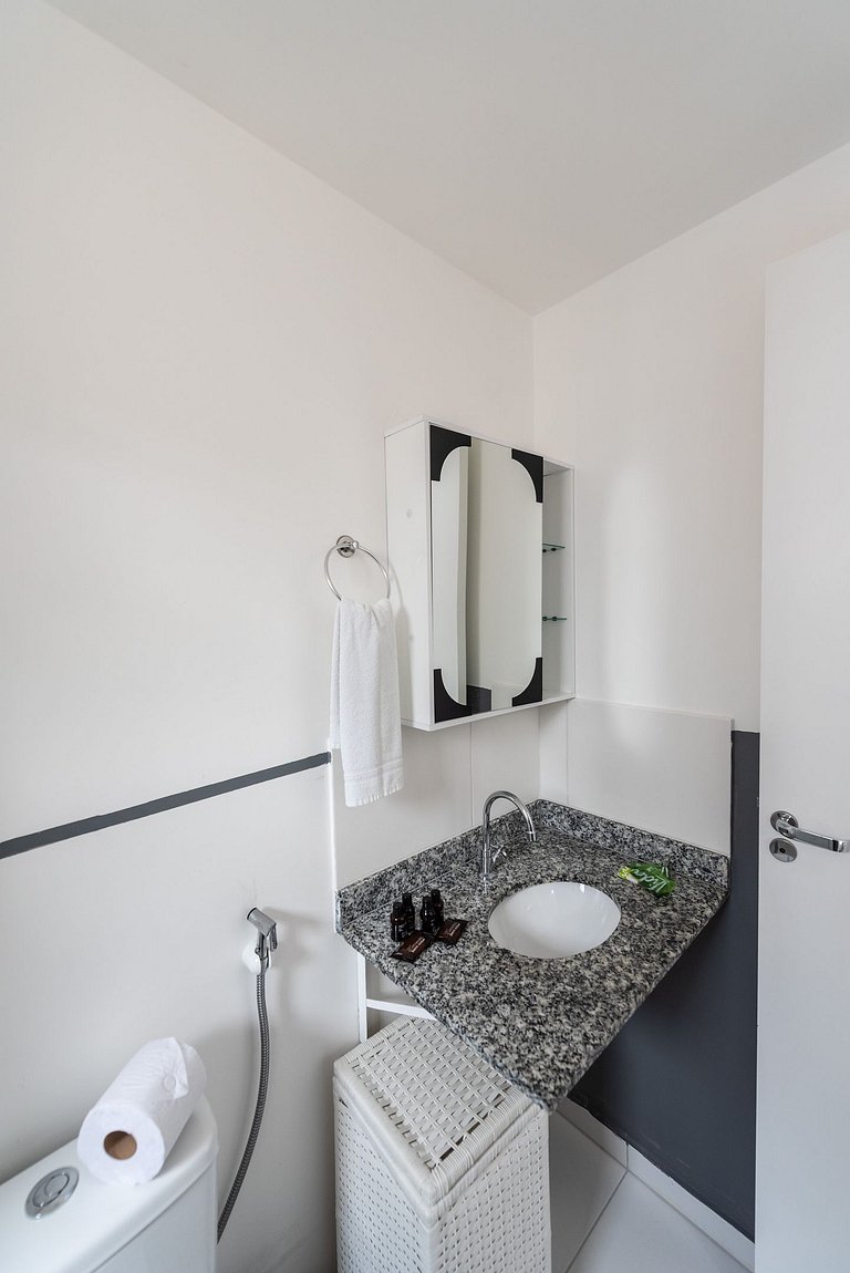 MI10 Studio Prático na Frei Caneca | Perto de Tudo