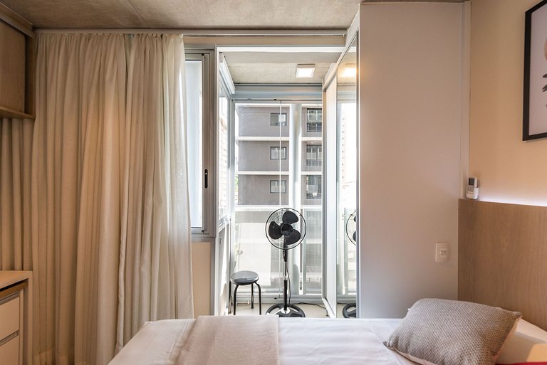 VNF713 Seu Refúgio Perto do Shopping Frei Caneca.