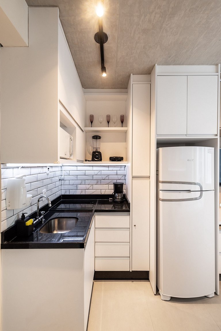 VNF713 Seu Refúgio Perto do Shopping Frei Caneca.