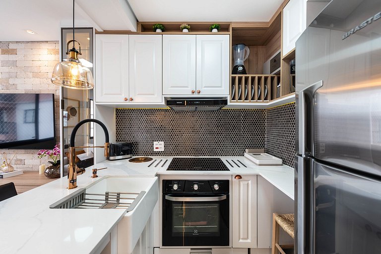 AA15 Espaço moderno com piscina e ótima estrutura