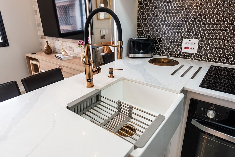 AA15 Espaço moderno com piscina e ótima estrutura