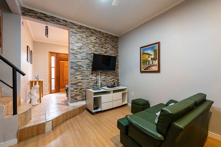 CA20 | Casa Prática e Aconchegante na Bela Vista