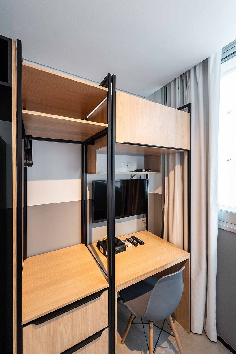 VNF4 | Estúdio Bem Localizado | Frei Caneca