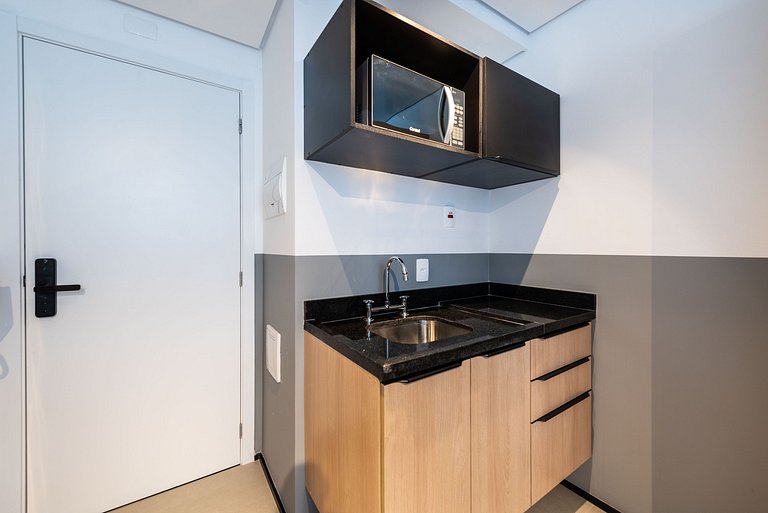 VNF4 | Estúdio Bem Localizado | Frei Caneca