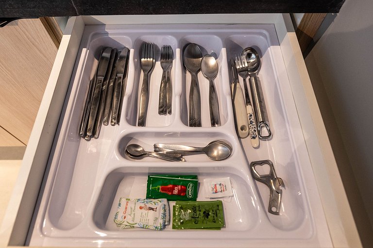 VNF4 | Estúdio Bem Localizado | Frei Caneca