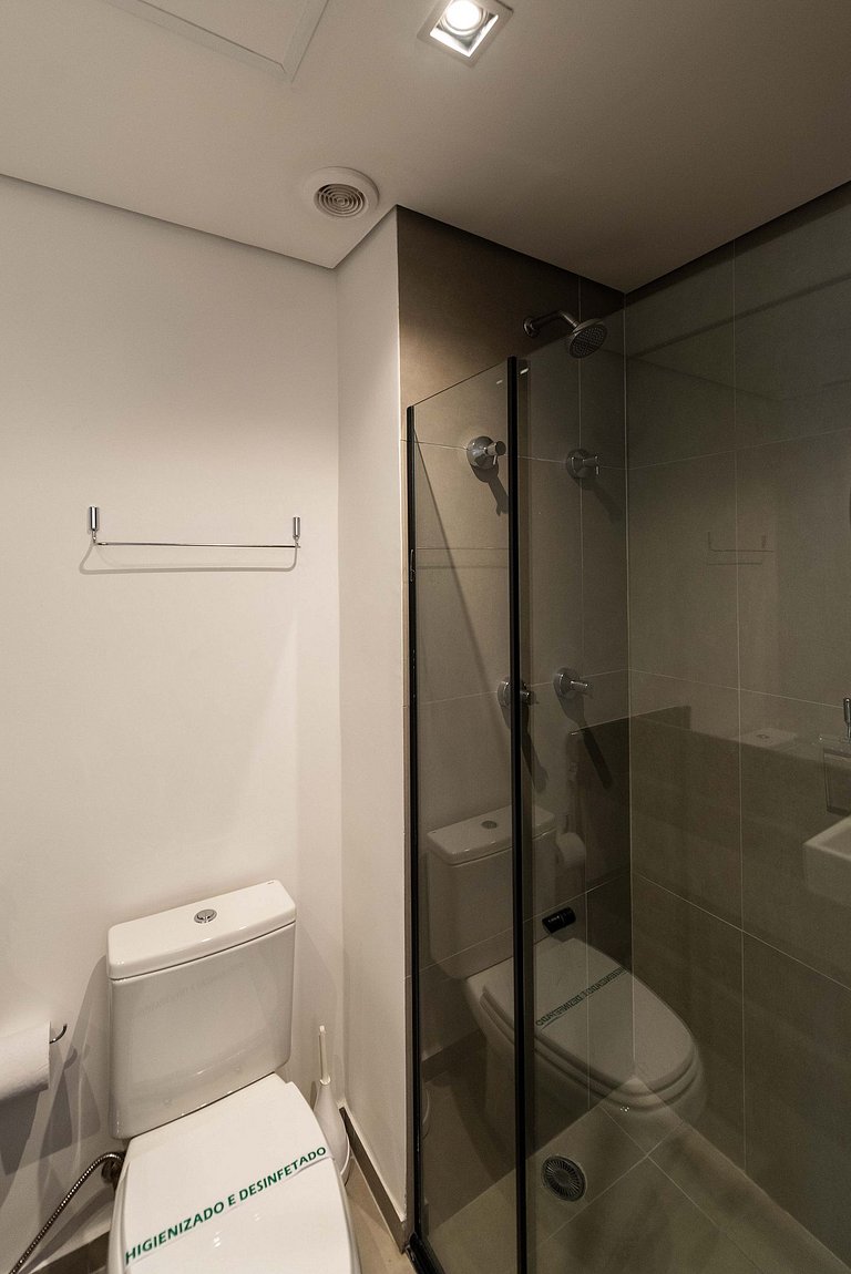 VNF4 | Estúdio Bem Localizado | Frei Caneca