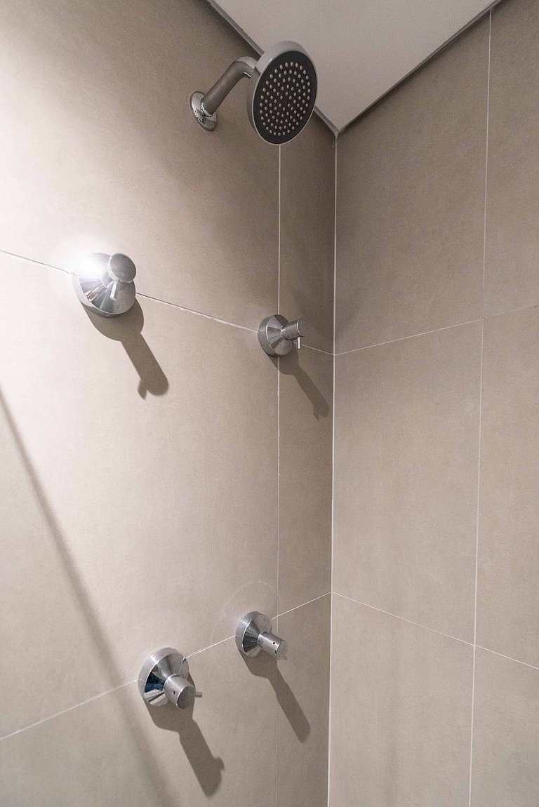 VNF4 | Estúdio Bem Localizado | Frei Caneca