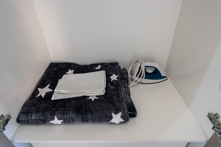 MI606 Studio Moderno e Prático