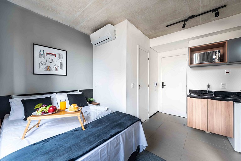 VNF12 | Estúdio Bem Localizado | Frei Caneca