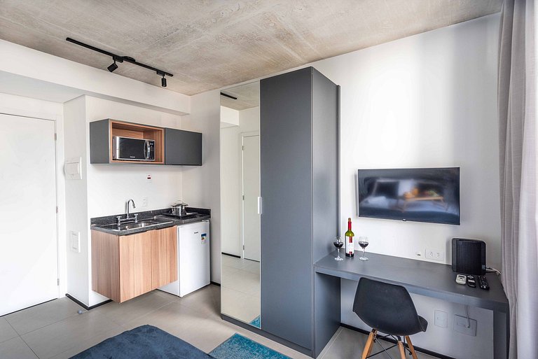 VNF12 | Estúdio Bem Localizado | Frei Caneca