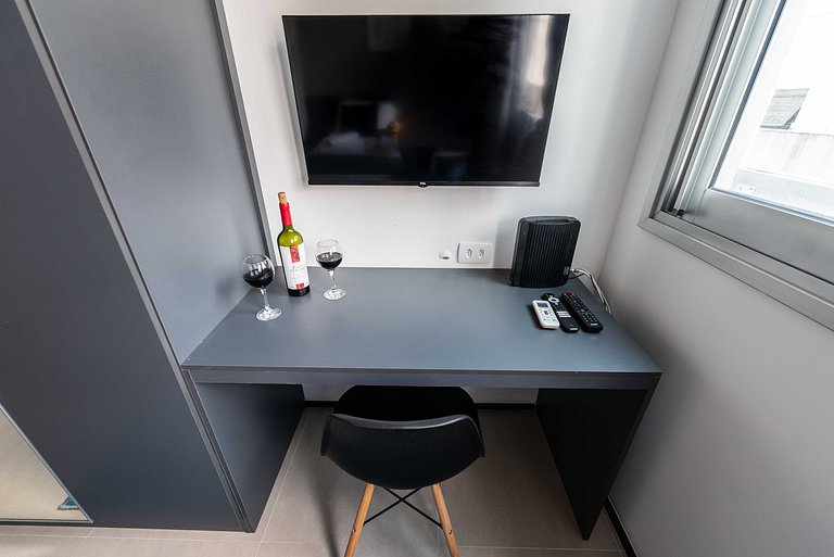 VNF12 | Estúdio Bem Localizado | Frei Caneca