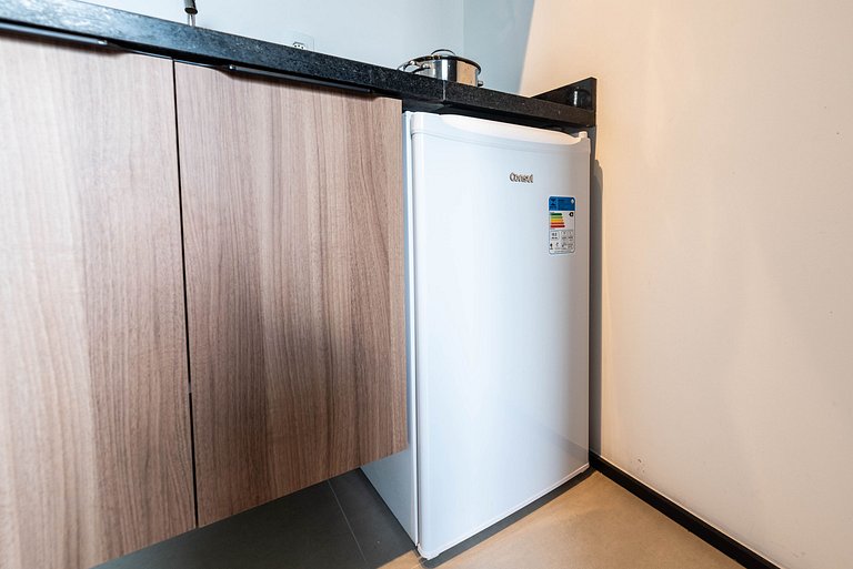 VNF12 | Estúdio Bem Localizado | Frei Caneca