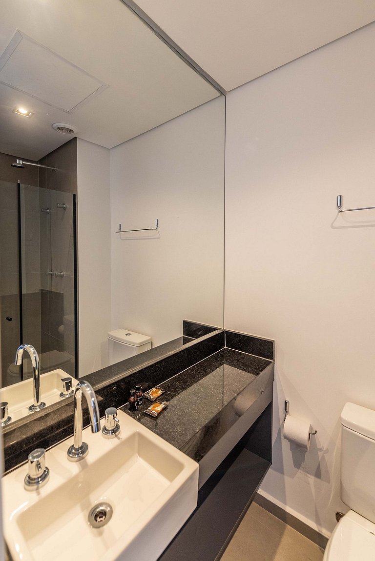 VNF12 | Estúdio Bem Localizado | Frei Caneca