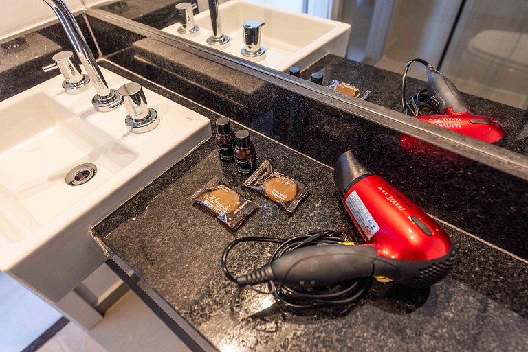 VNF12 | Estúdio Bem Localizado | Frei Caneca