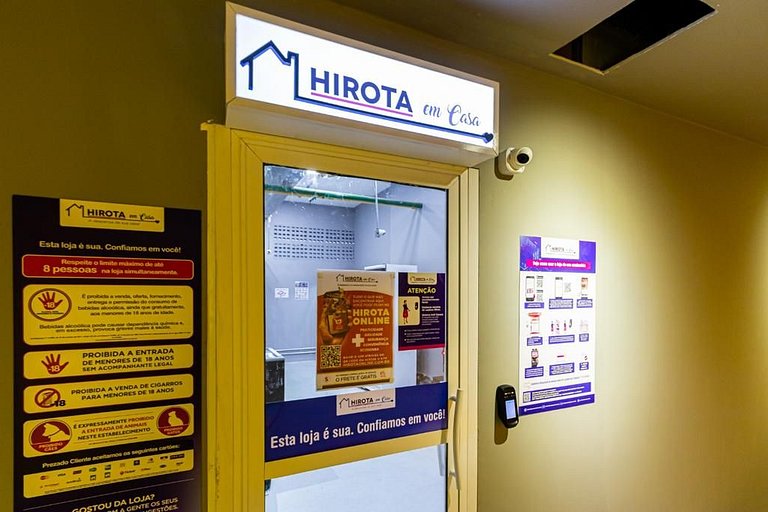 MV13 | Studio ideal para compras no Brás