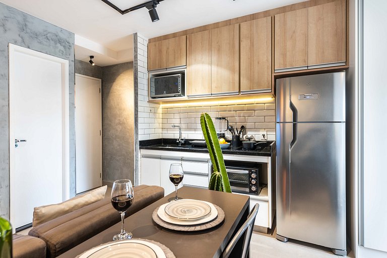 MI602 Studio Charmoso e Confortável p/ Até 4