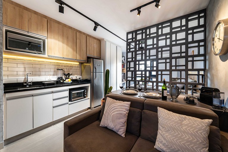 MI602 Studio Charmoso e Confortável p/ Até 4