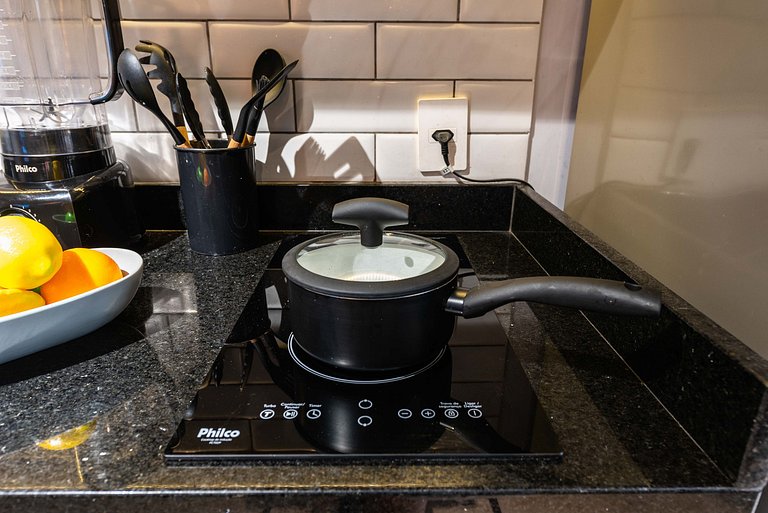 MI602 Studio Charmoso e Confortável p/ Até 4