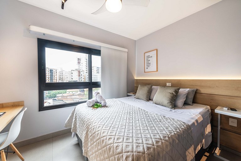 MI602 Studio Charmoso e Confortável p/ Até 4