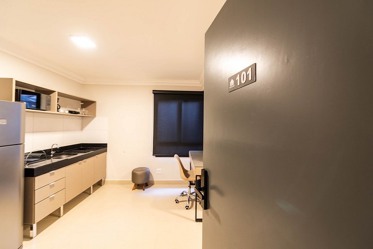 BA101 Studio moderno | Alameda Nhambiquaras