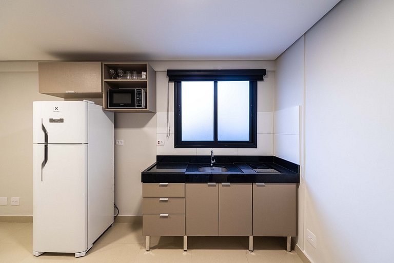 BA304 Studio em Moema | Excelente Localização