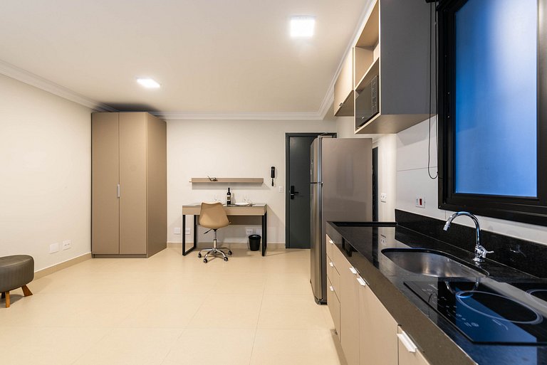 BA206 Studio em Moema | Excelente Localização