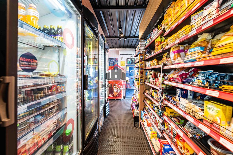 AA15 Espaço moderno com piscina e ótima estrutura