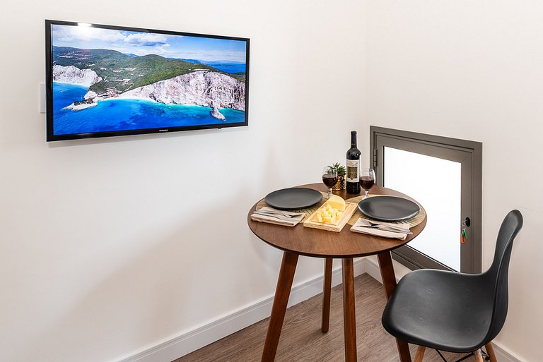 NP1106 Studio Prático e Confortável no Allianz Park