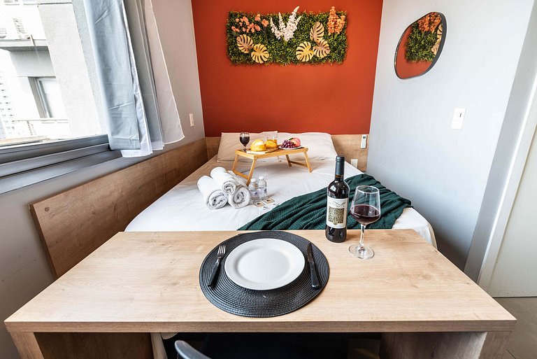 VO16 Studio charmoso com vaga, ao lado do metrô