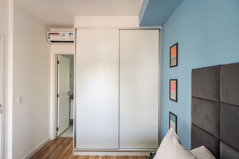 EN11 Sofisticação e Conforto para 3 pessoas