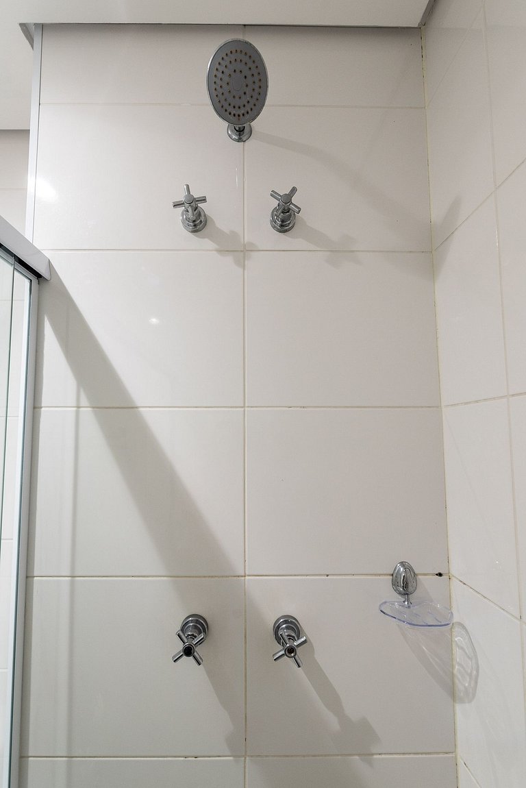 EN11 Sofisticação e Conforto para 3 pessoas