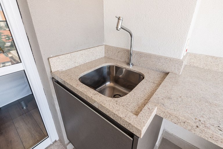 EN11 Sofisticação e Conforto para 3 pessoas