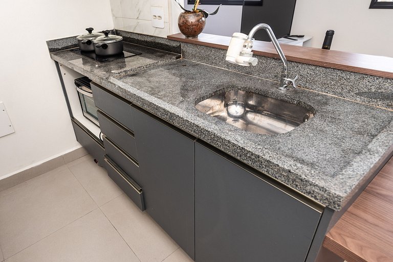 AA409 Studio Charmoso e Confortável para 3 Pessoas