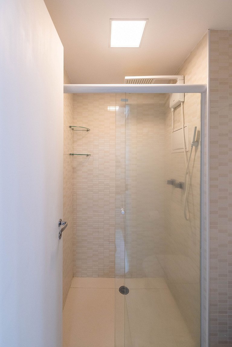 L609B Localização imbatível e muito conforto