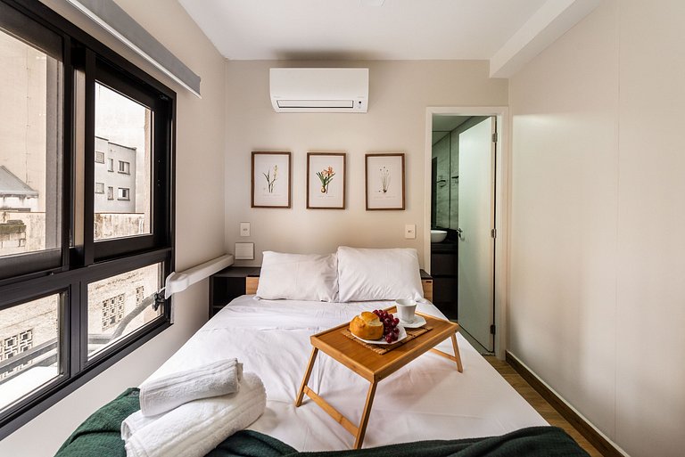 MI511 Studio Charmoso e Confortável p/ Até 4